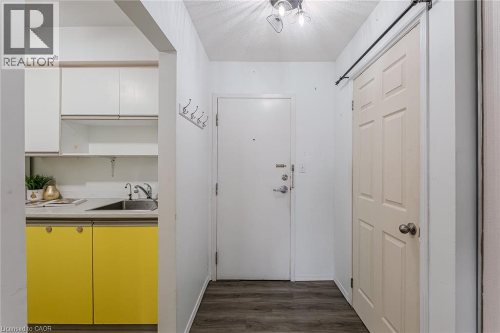 60 Donly Drive S Unit# 210, Simcoe, Ontario  N3Y 5K3 - Photo 3 - 40760319