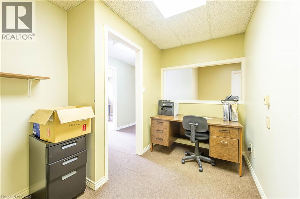 585 Queen Street S, Kitchener, Ontario  N2G 4S4 - Photo 19 - 40672051