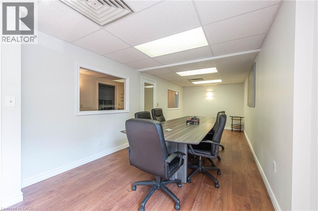 585 Queen Street S, Kitchener, Ontario  N2G 4S4 - Photo 10 - 40672051