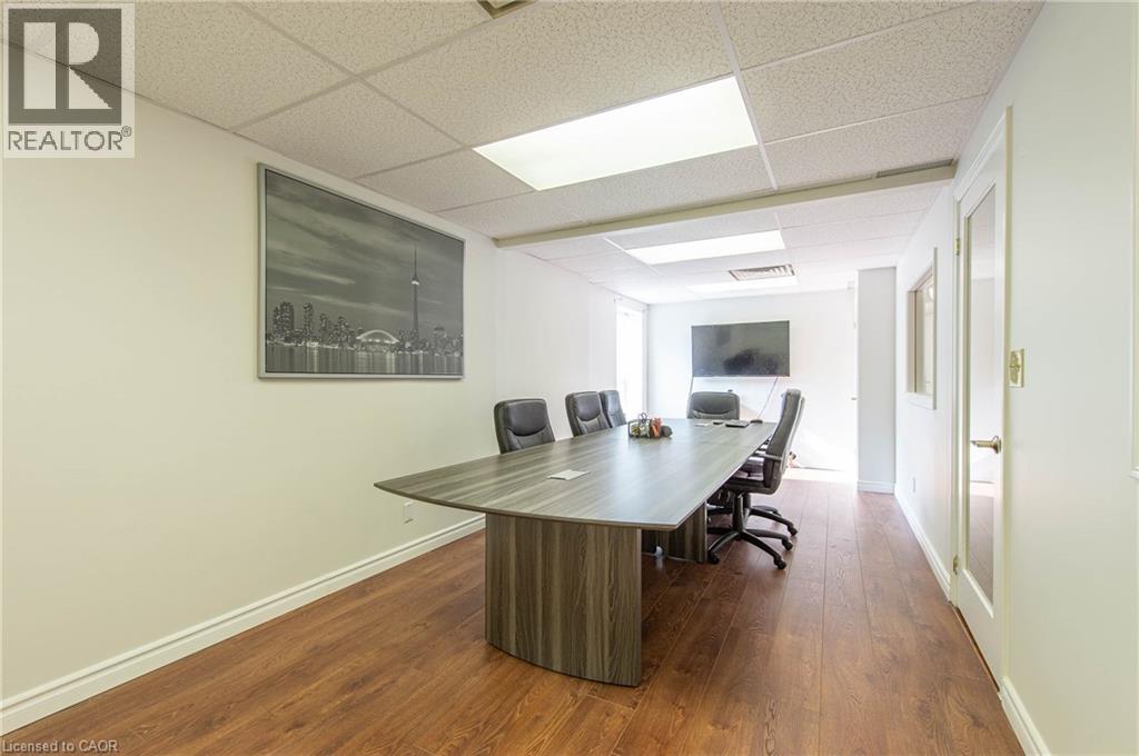 585 Queen Street S, Kitchener, Ontario  N2G 4S4 - Photo 9 - 40672051
