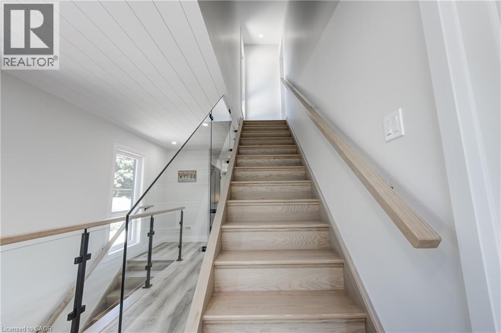 57 Centre St, Grand Bend, Ontario  N0M 1T0 - Photo 24 - 40675113