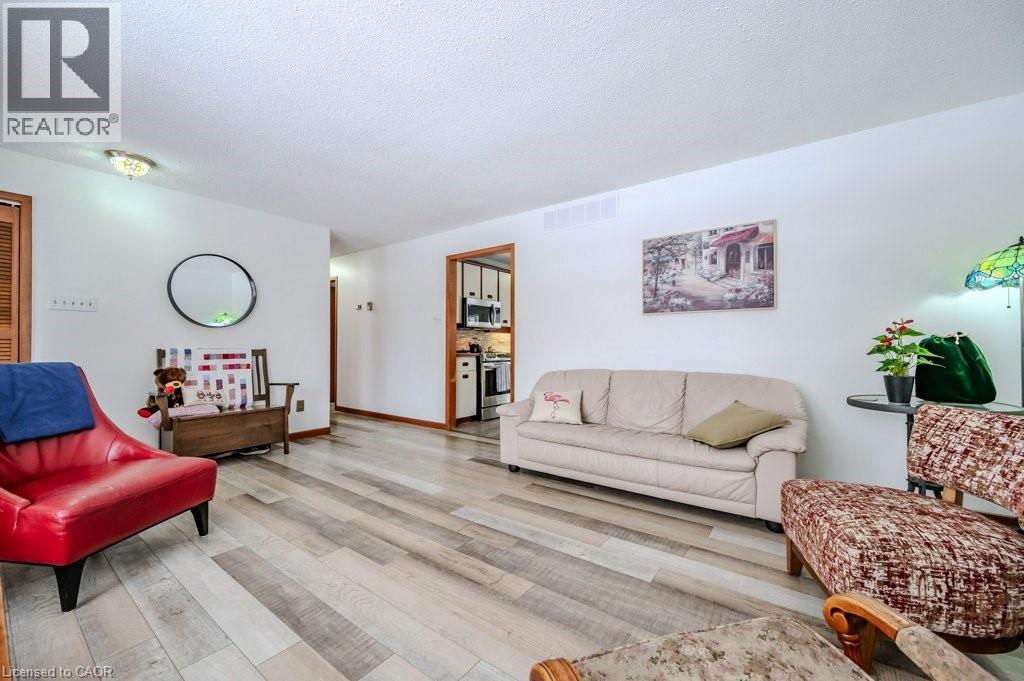 39 Bannockburn Road, Kitchener, Ontario  N2R 1M1 - Photo 11 - 40687496