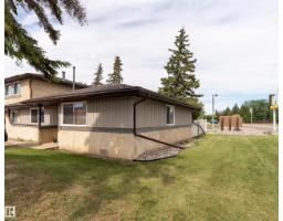 #118 8930 99 AV Pineview Fort Sask.