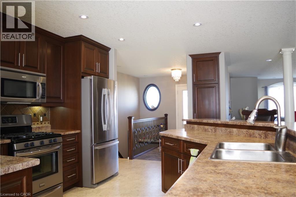 161 Brock Street, Monkton, Ontario  N0K 1P0 - Photo 16 - 40712909