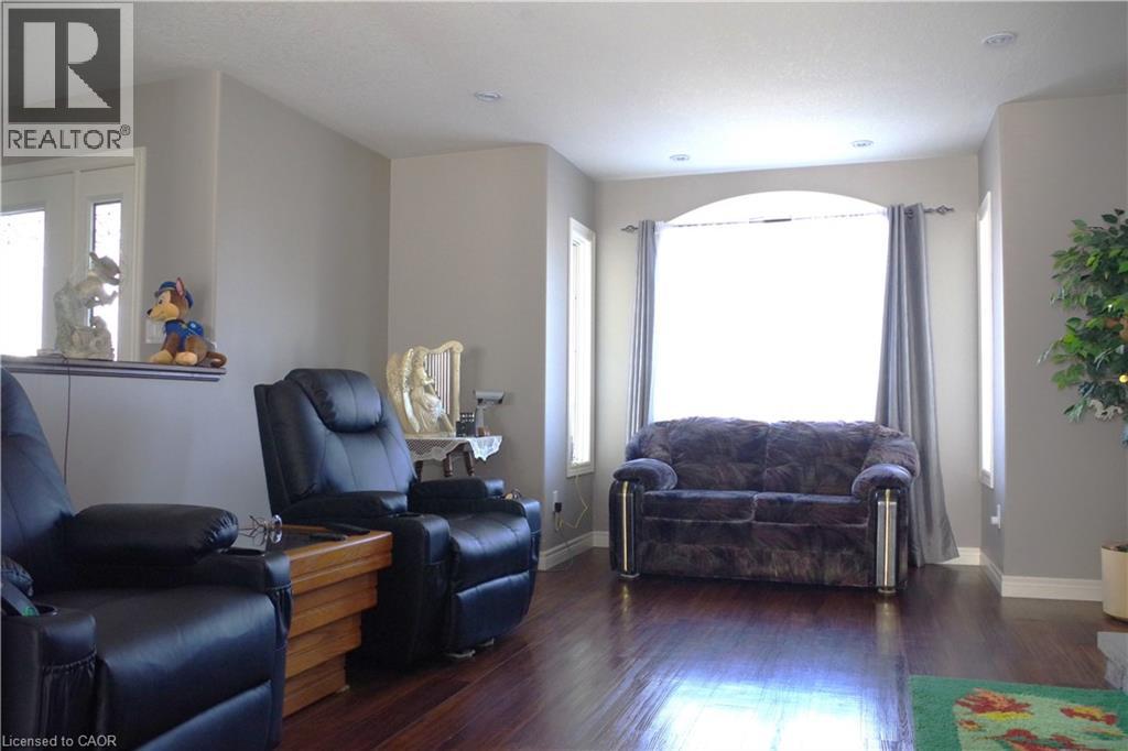 161 Brock Street, Monkton, Ontario  N0K 1P0 - Photo 15 - 40712909