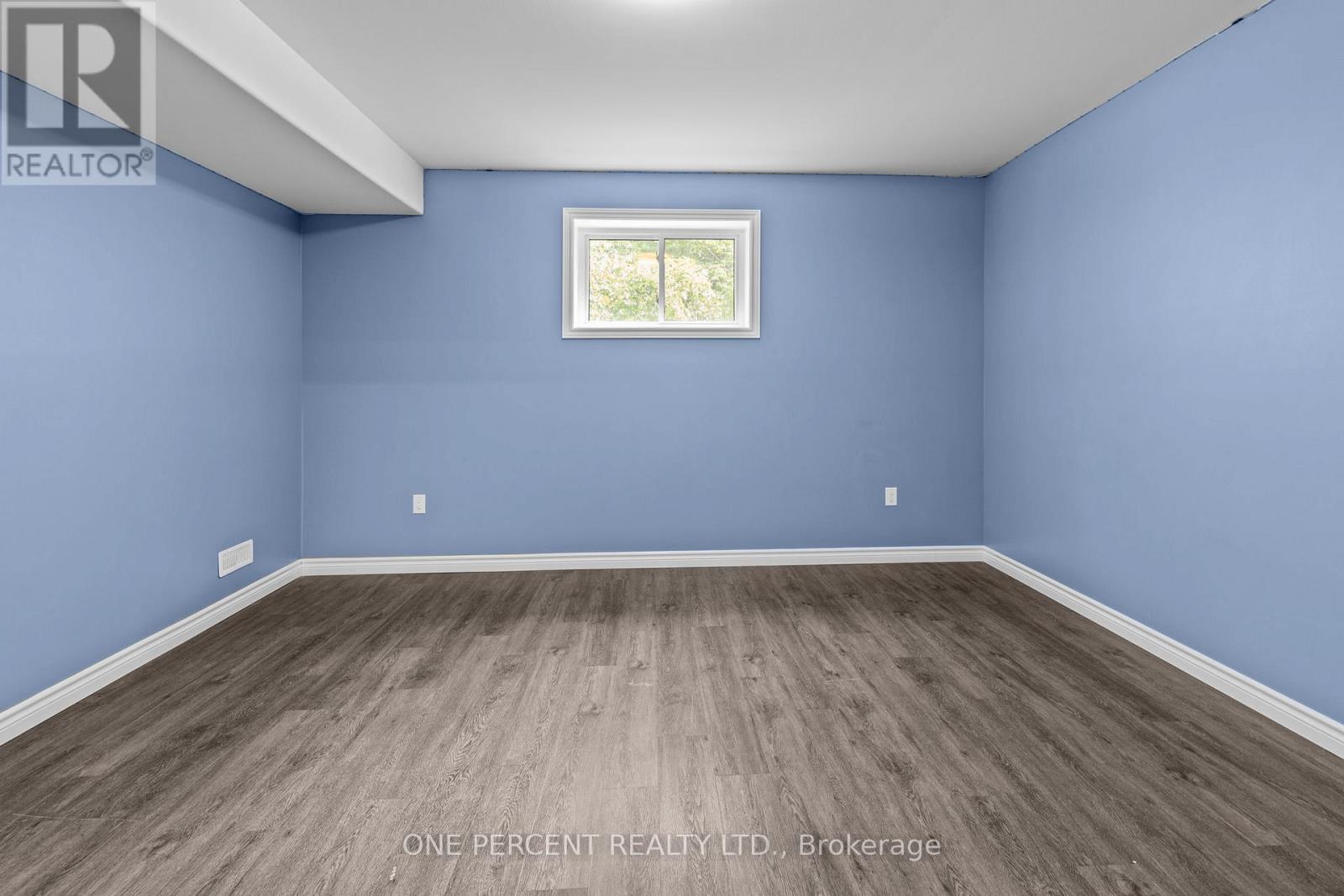 2326 Foxmead Road, Oro-Medonte, Ontario  L0K 1E0 - Photo 35 - S12346533