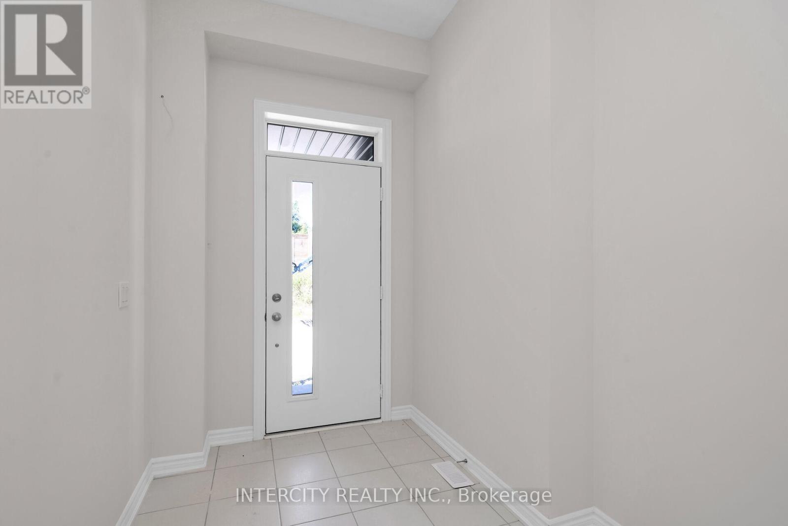 Property at 29 DRAINIE STREET image 3