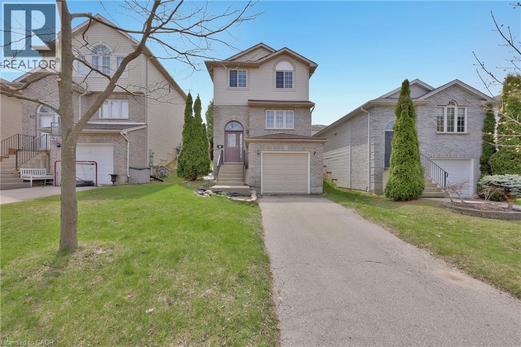 Photo 3 of 50 for 34 Phair Crescent