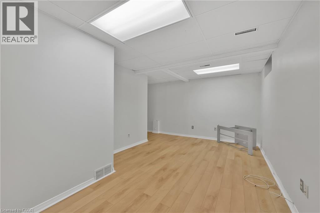 Photo 45 of 50 for 34 Phair Crescent