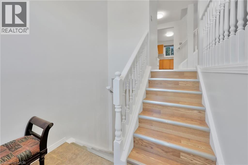 Photo 6 of 50 for 34 Phair Crescent