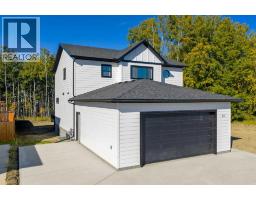 30 Riverstone Road, Whitecourt, Ca