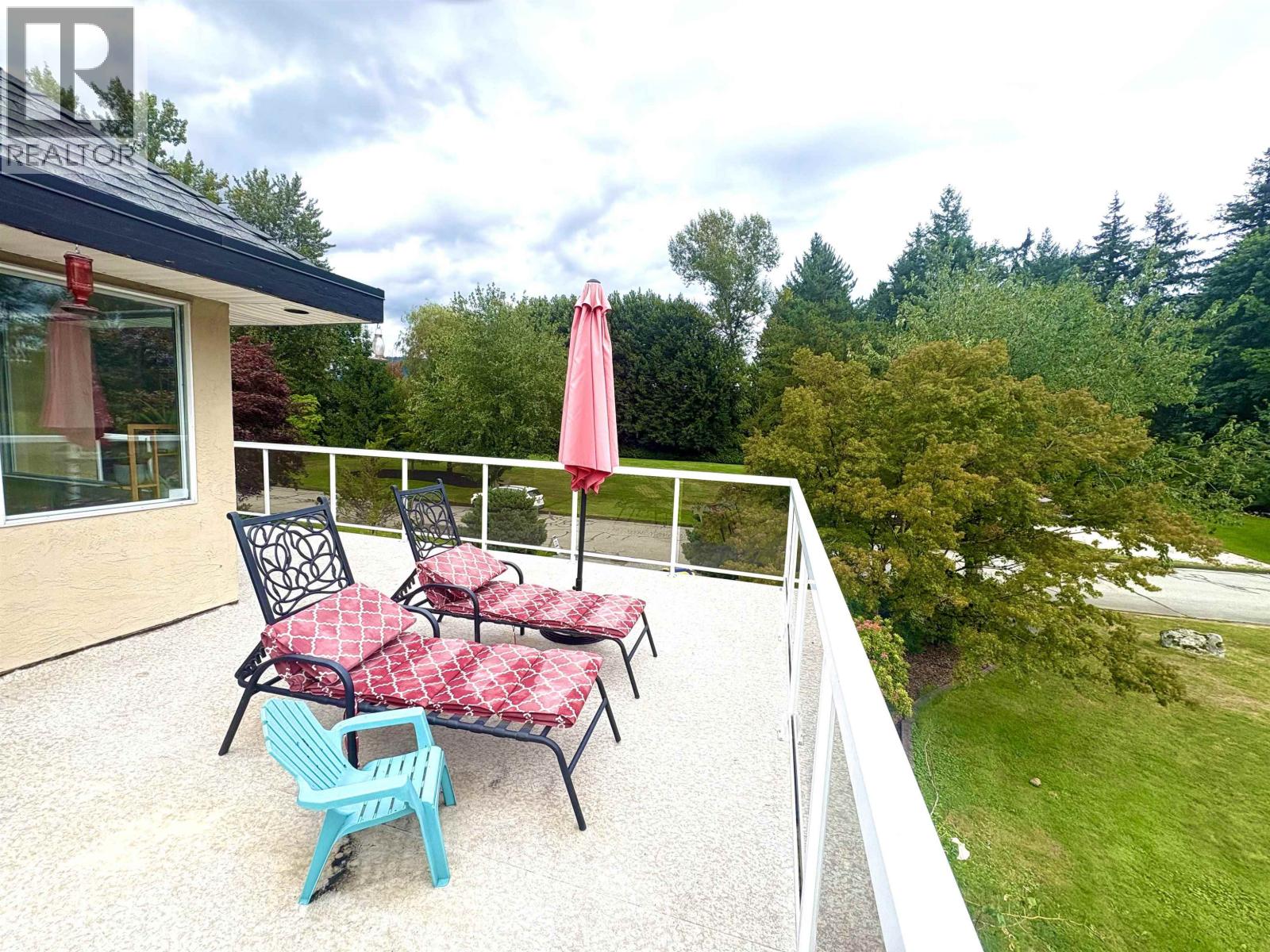 Property at 15227 SHERIDAN DRIVE image 4