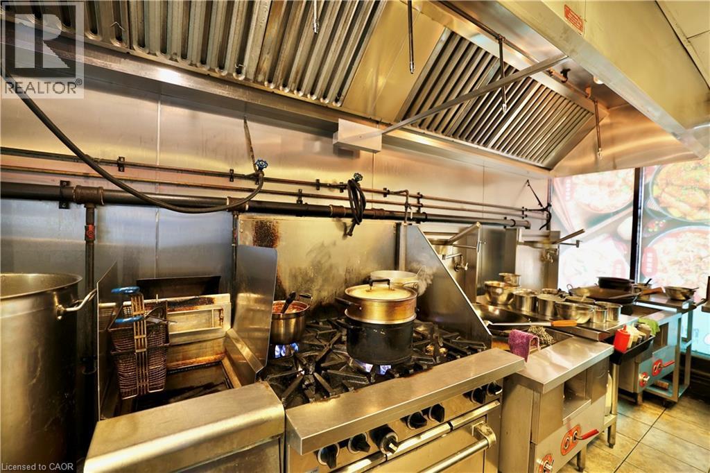 160 University Avenue W Unit# Unit 19, Waterloo, Ontario  N2L 3E9 - Photo 31 - 40730541