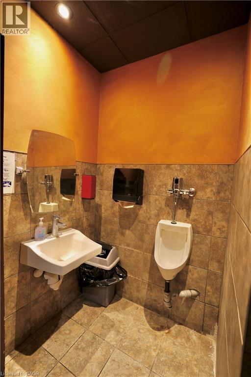 160 University Avenue W Unit# Unit 19, Waterloo, Ontario  N2L 3E9 - Photo 38 - 40730541