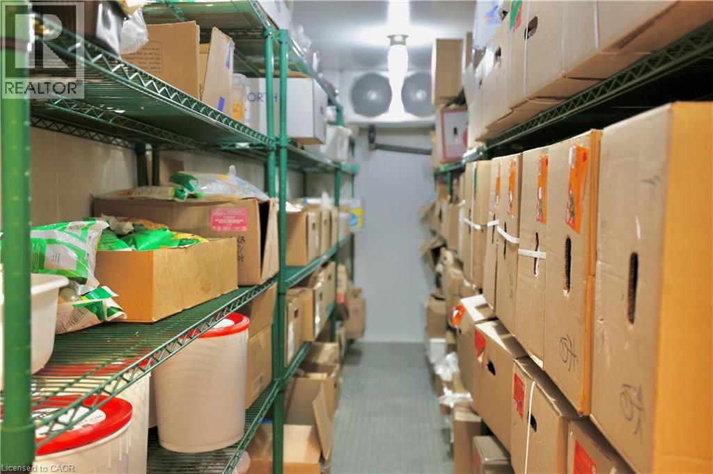 160 University Avenue W Unit# Unit 19, Waterloo, Ontario  N2L 3E9 - Photo 33 - 40730541