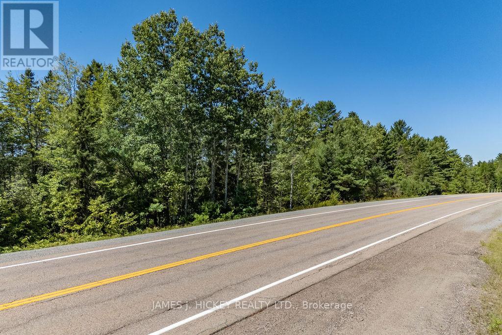 31755 Highway 17 Highway, Laurentian Hills, Ontario  K0J 1J0 - Photo 16 - X12353442