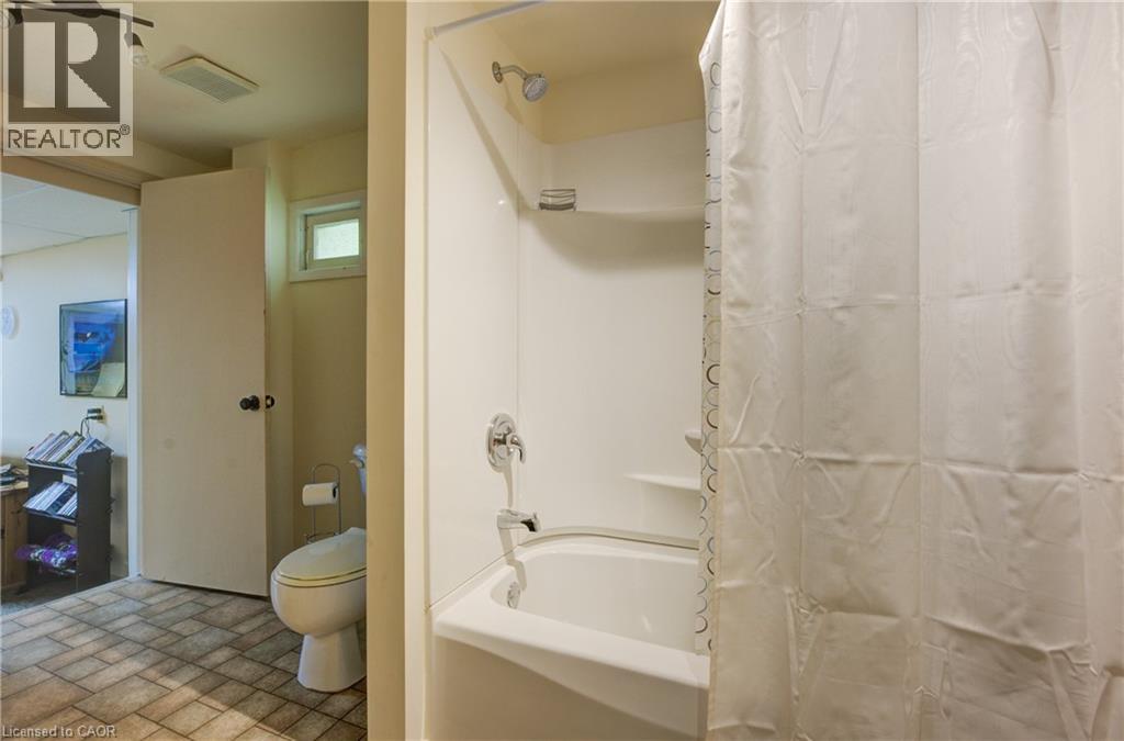 211 Birmingham Street W, Mount Forest, Ontario  N0G 2L1 - Photo 39 - 40735321