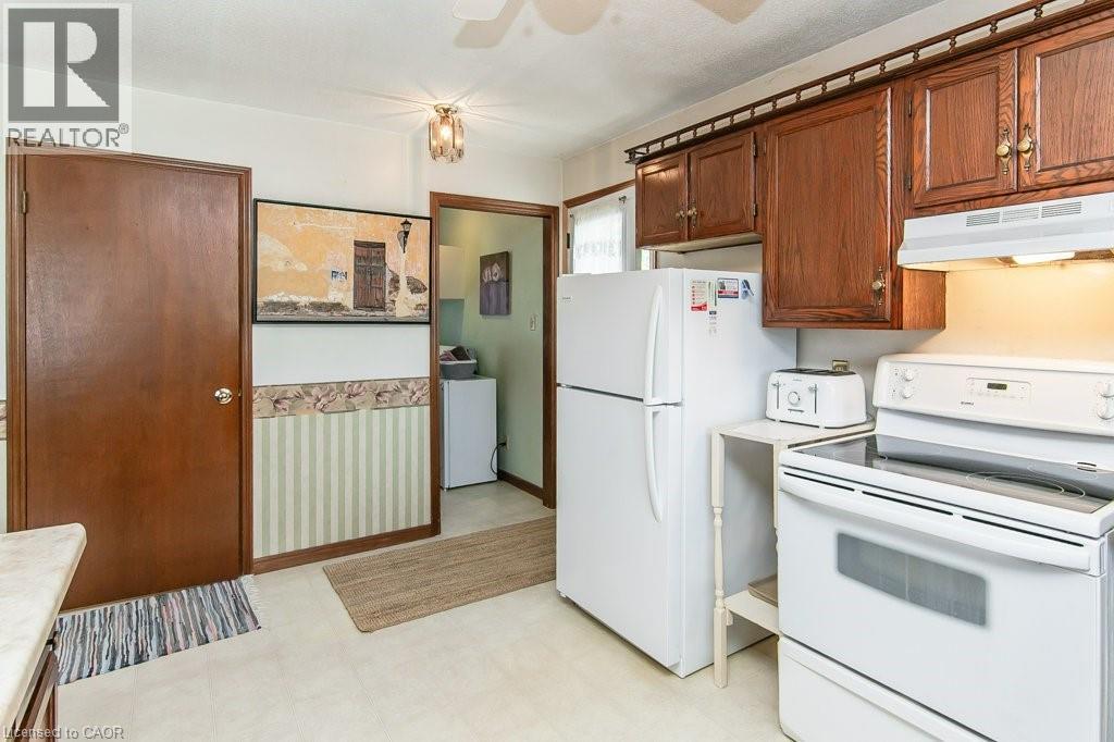 62 Queen Street, Huron East, Ontario  N0G 1H0 - Photo 18 - 40735918