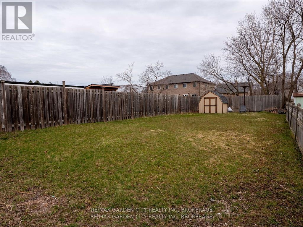 9 Churchill Street, St. Catharines, Ontario  L2S 2P3 - Photo 33 - X12353429