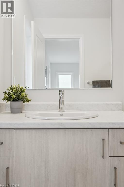 15 Stauffer Woods Trail Unit# A01, Kitchener, Ontario  N2P 2P4 - Photo 24 - 40736026