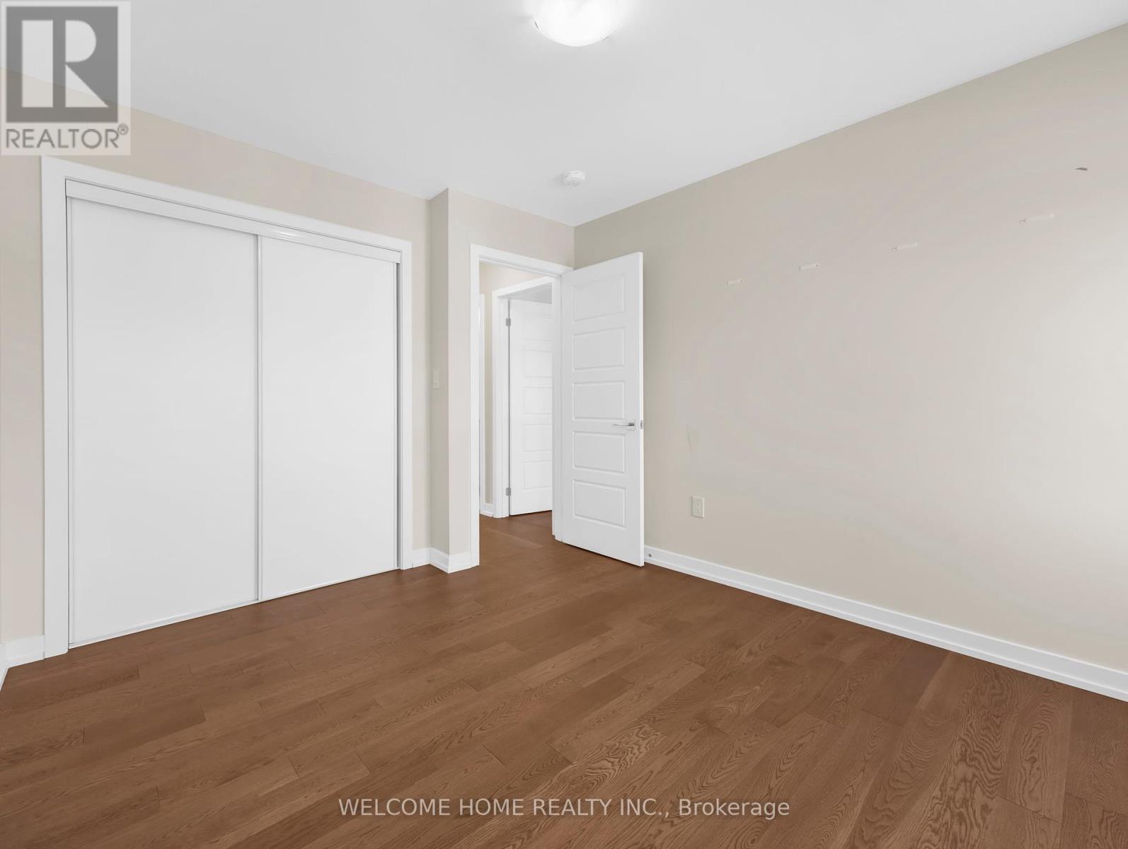 6 Sun Haven Lane, Thorold, Ontario  L2V 0K6 - Photo 13 - X12353274