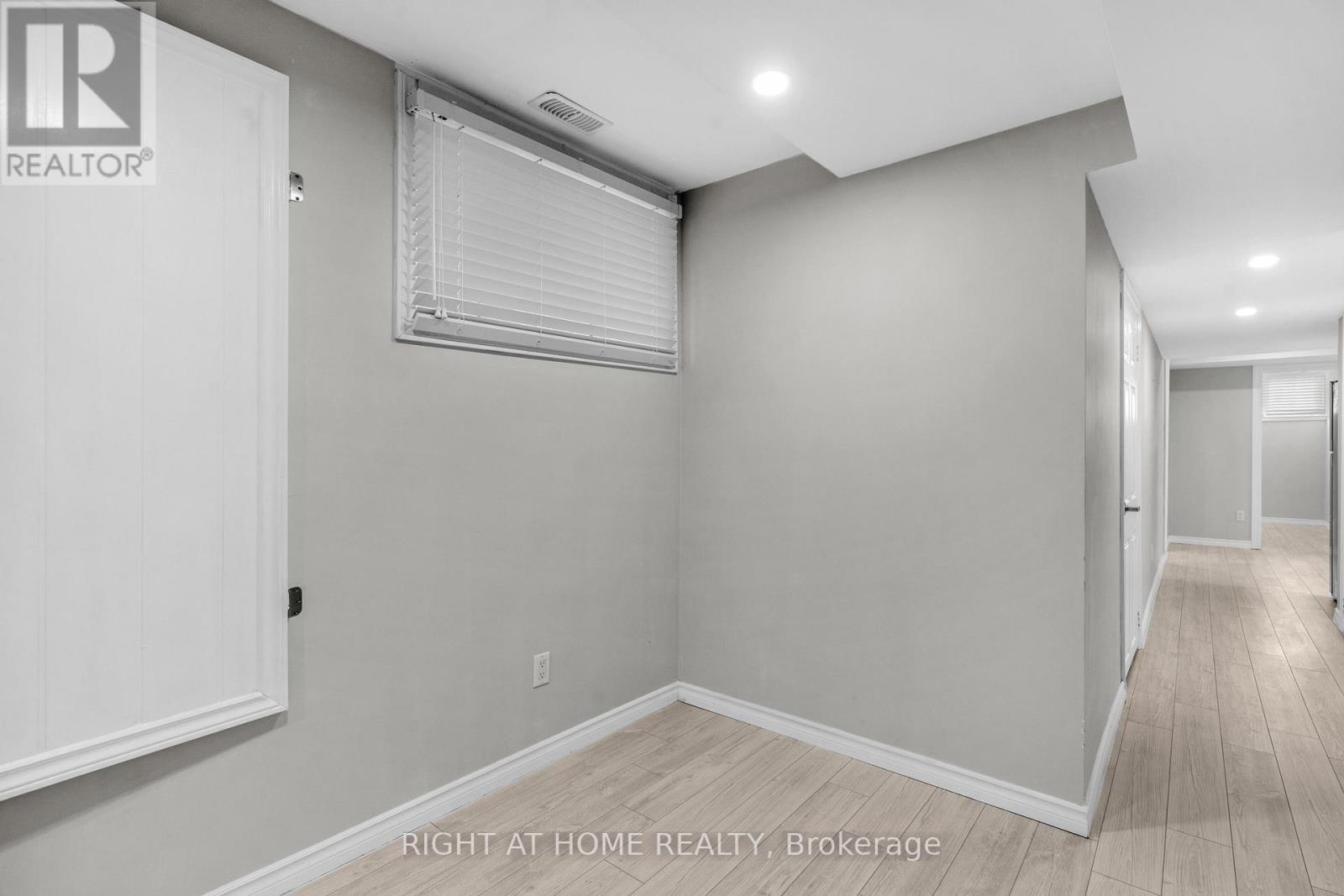 223 Thompson Road, Haldimand, Ontario  N3W 0C4 - Photo 45 - X12353306