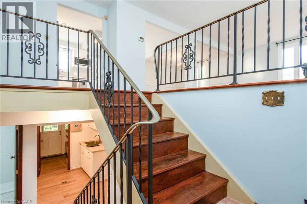 12 Academy Crescent, Waterloo, Ontario  N2L 5H7 - Photo 30 - 40736318