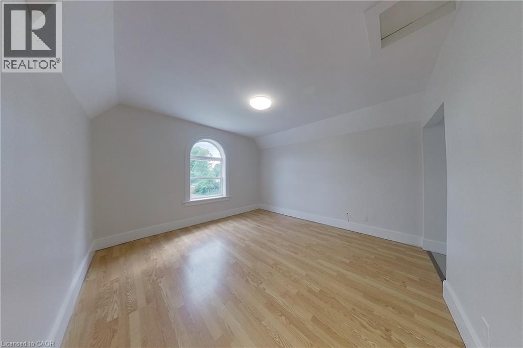 162 Church Street, Kitchener, Ontario  N2G 2S6 - Photo 4 - 40736436