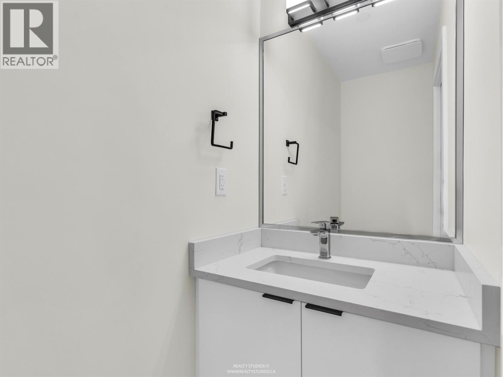 2 5221 Clarendon Street, Vancouver, British Columbia  V5R 3J7 - Photo 27 - R3038636