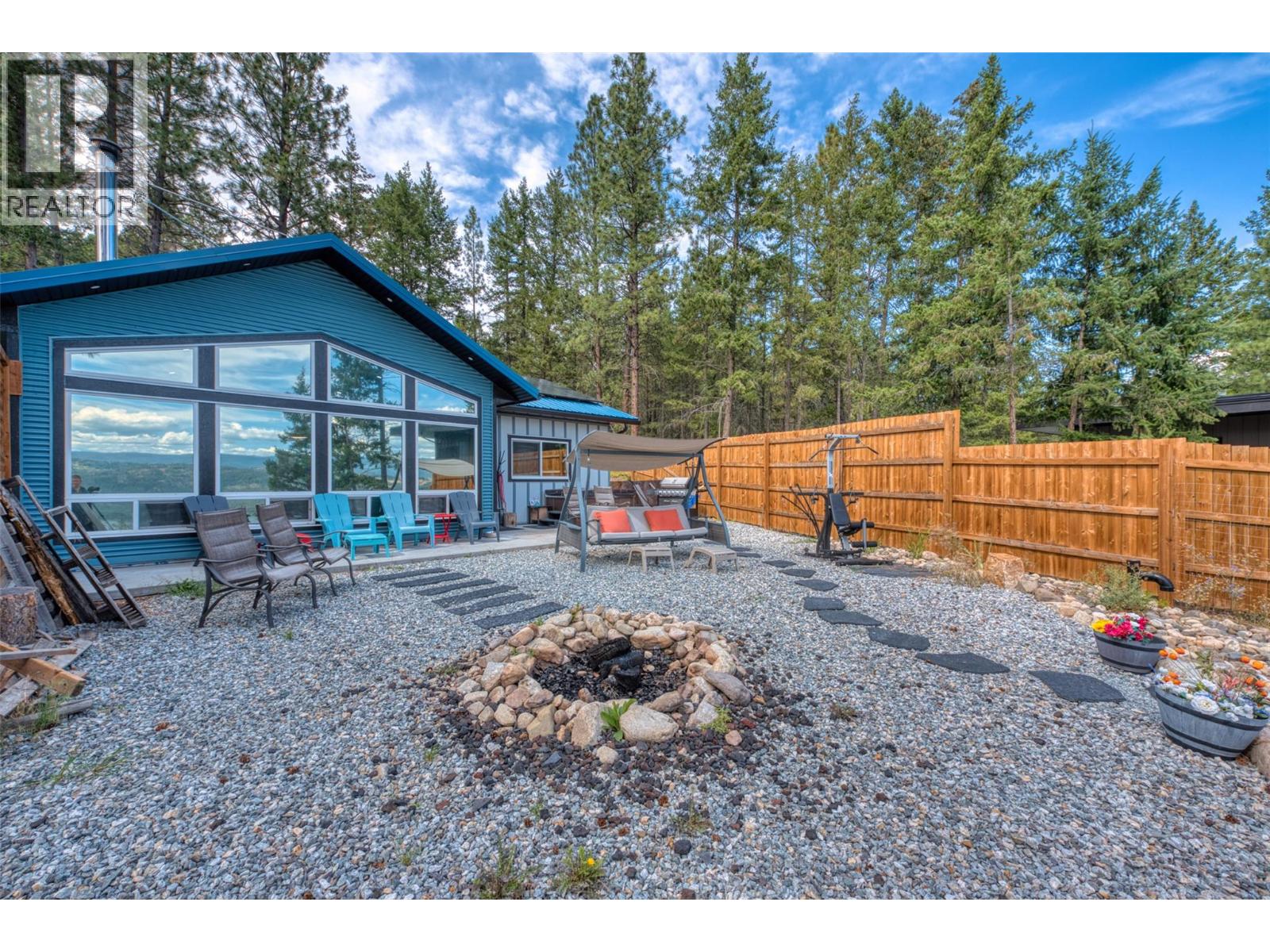 10795 Westshore Road, Vernon, British Columbia  V1H 2C3 - Photo 17 - 10359815
