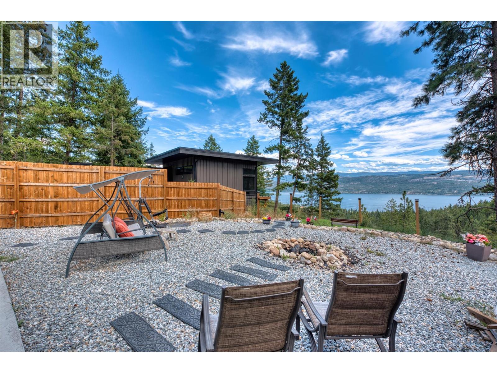 10795 Westshore Road, Vernon, British Columbia  V1H 2C3 - Photo 18 - 10359815