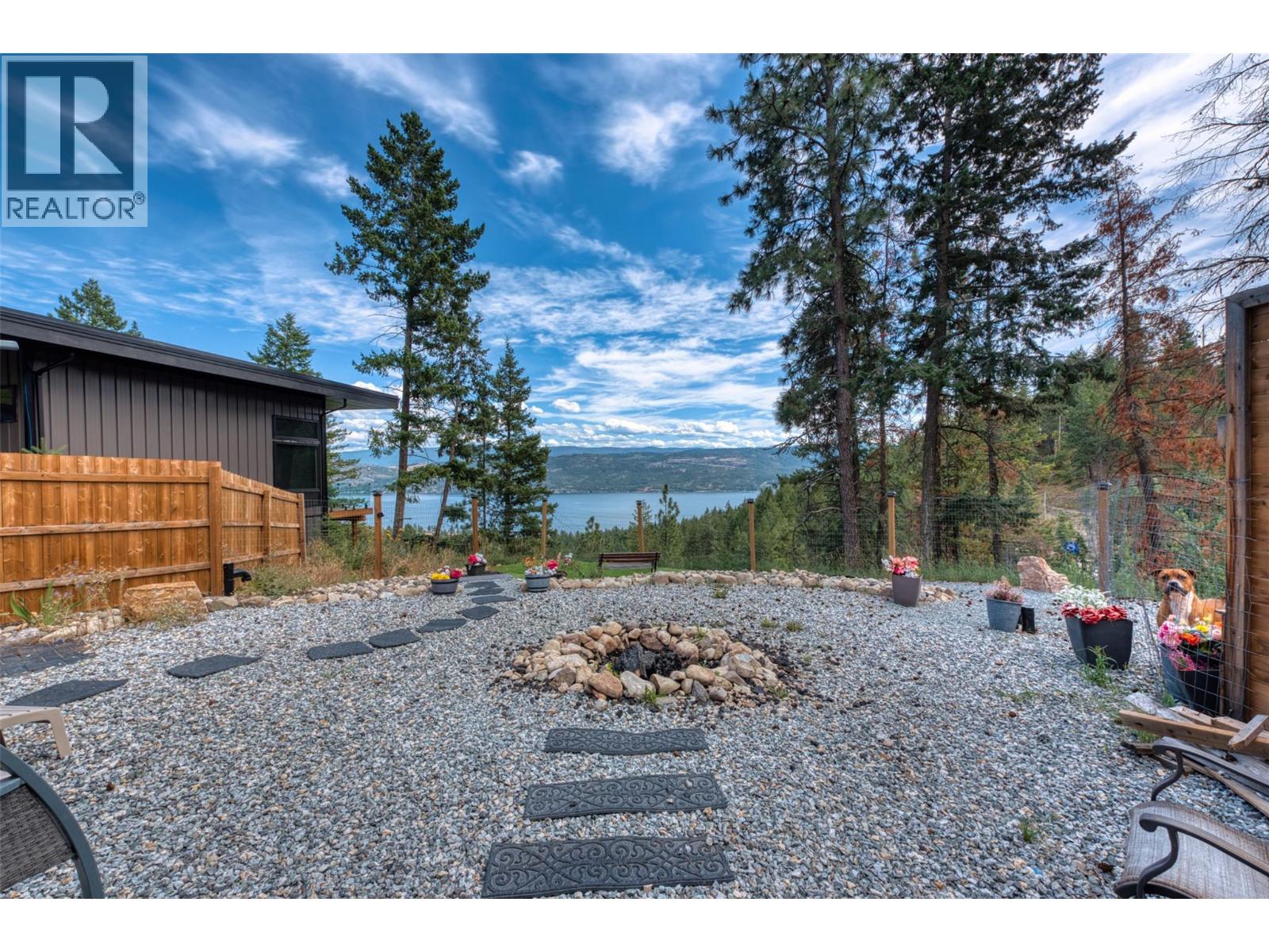 10795 Westshore Road, Vernon, British Columbia  V1H 2C3 - Photo 19 - 10359815