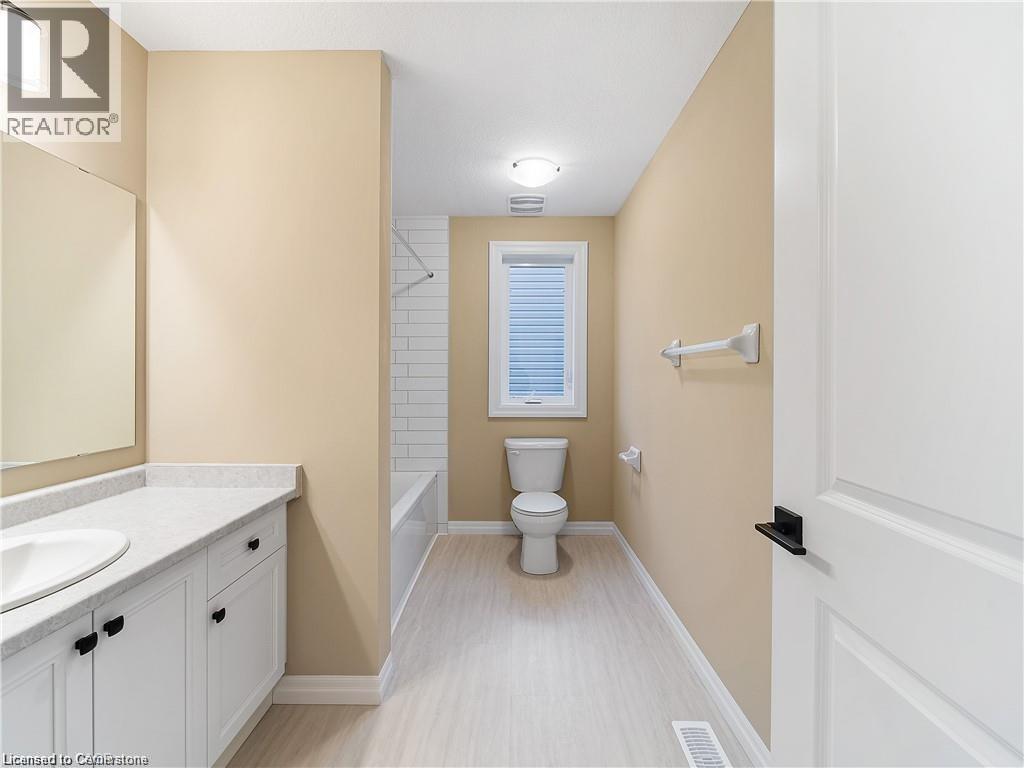 168 Otterbein Road, Kitchener, Ontario  N2B 0A8 - Photo 24 - 40739518