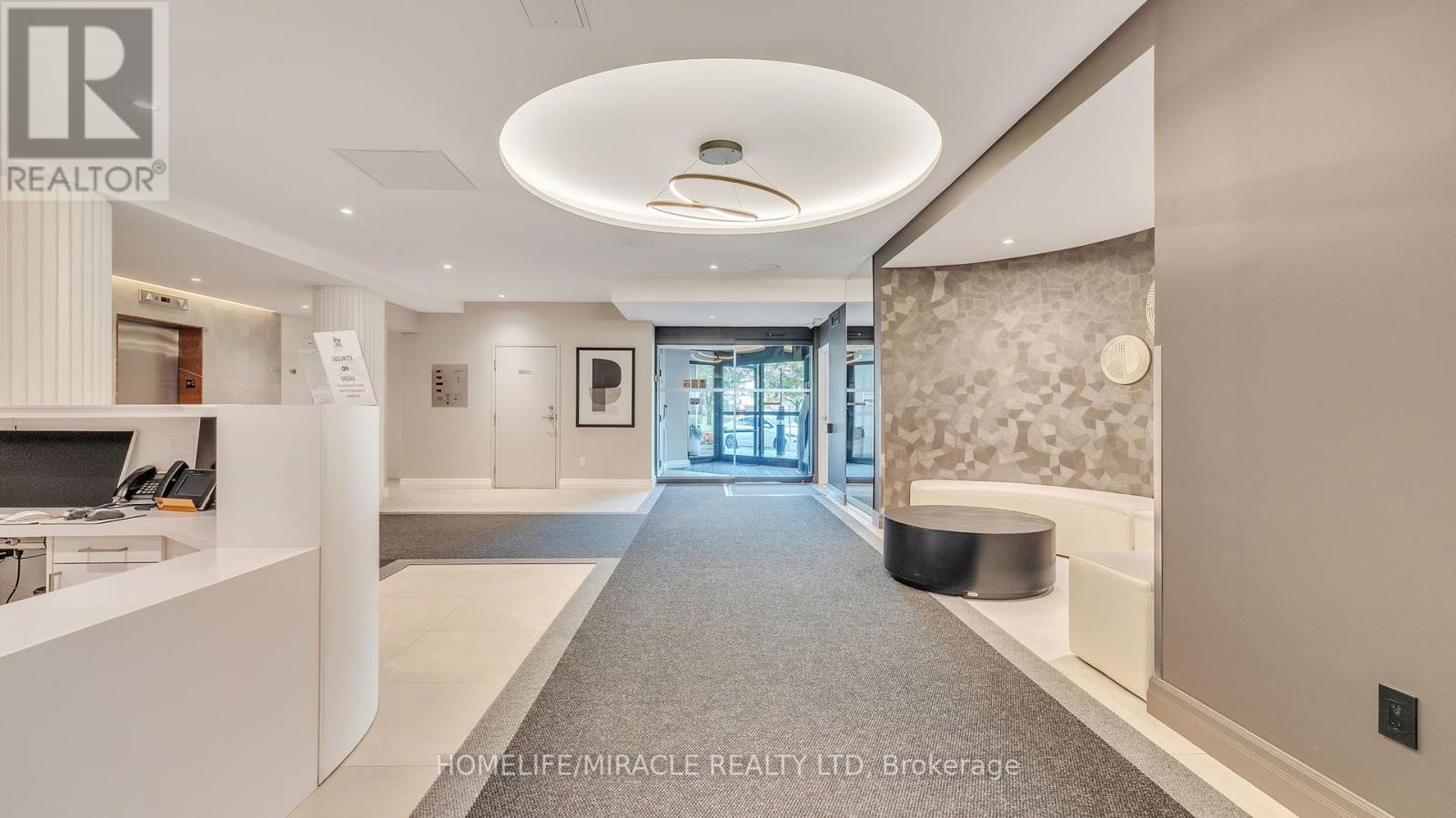 2009 - 550 Webb Drive, Mississauga, Ontario  L5B 3Y4 - Photo 46 - W12351290