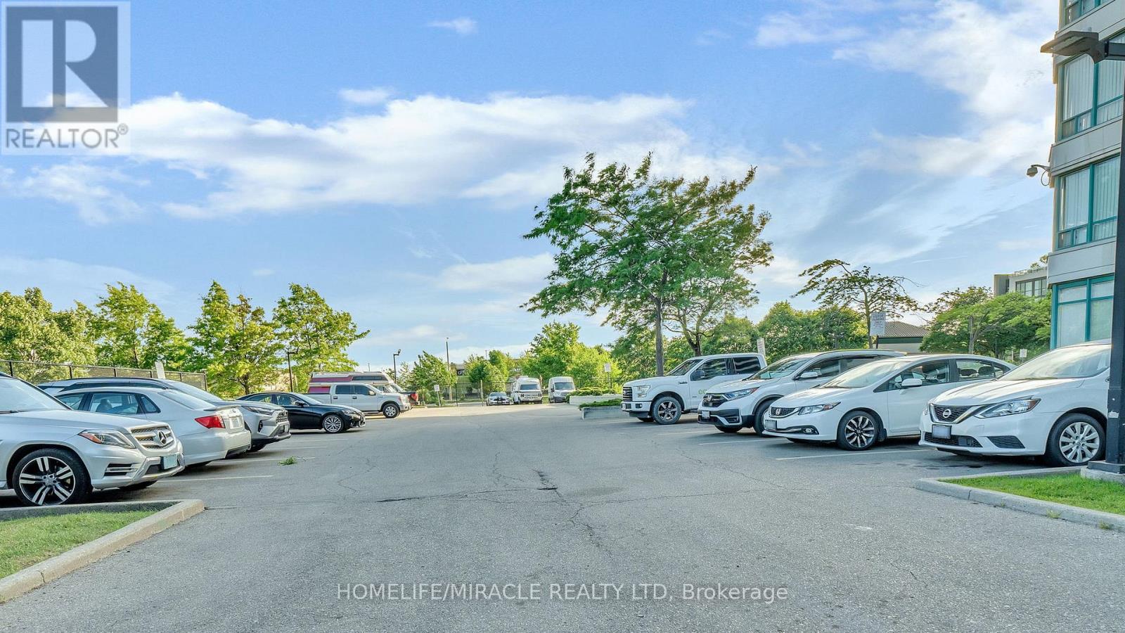 2009 - 550 Webb Drive, Mississauga, Ontario  L5B 3Y4 - Photo 43 - W12351290