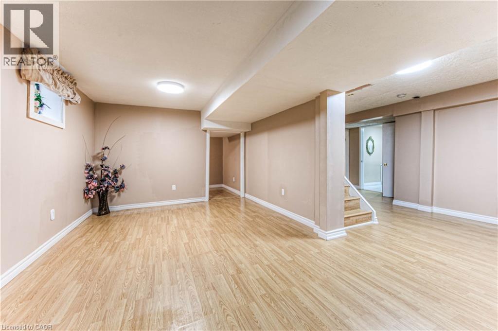 142 Westforest Trail, Kitchener, Ontario  N2N 3B2 - Photo 34 - 40744064