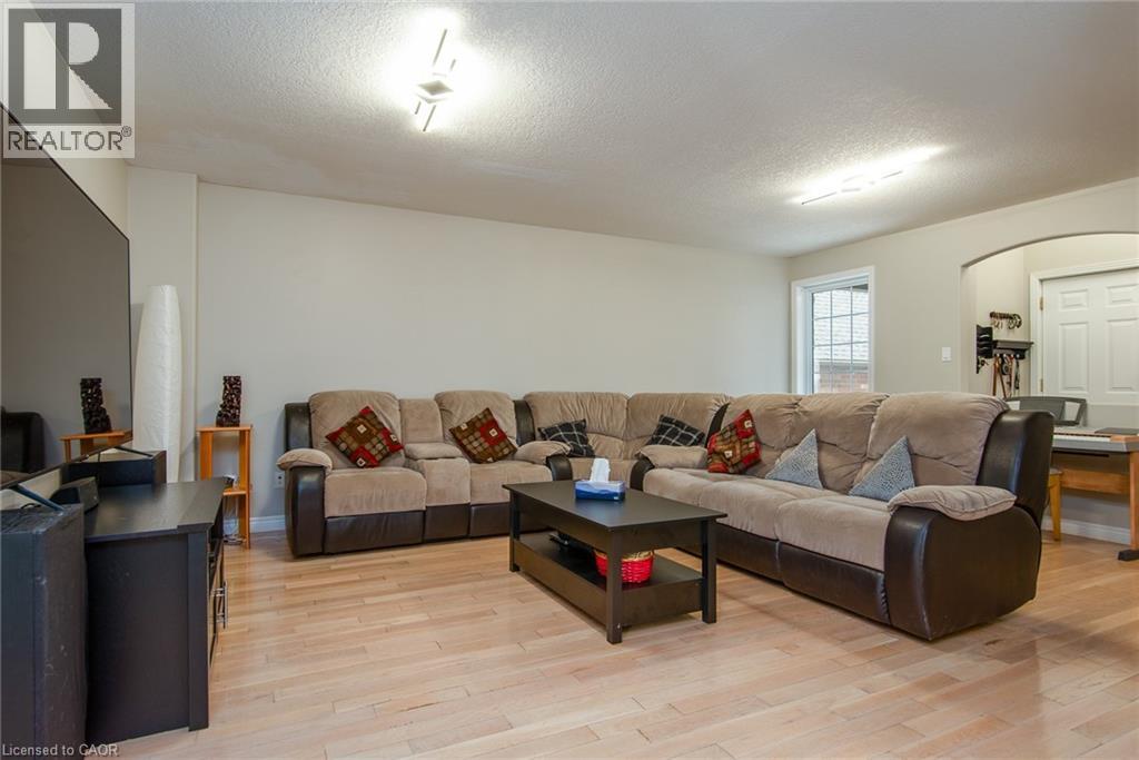 11 Apple Ridge Drive, Kitchener, Ontario  N2P 2R8 - Photo 15 - 40744668