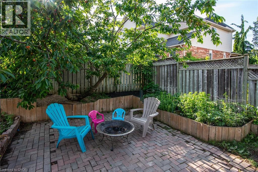 11 Apple Ridge Drive, Kitchener, Ontario  N2P 2R8 - Photo 9 - 40744668