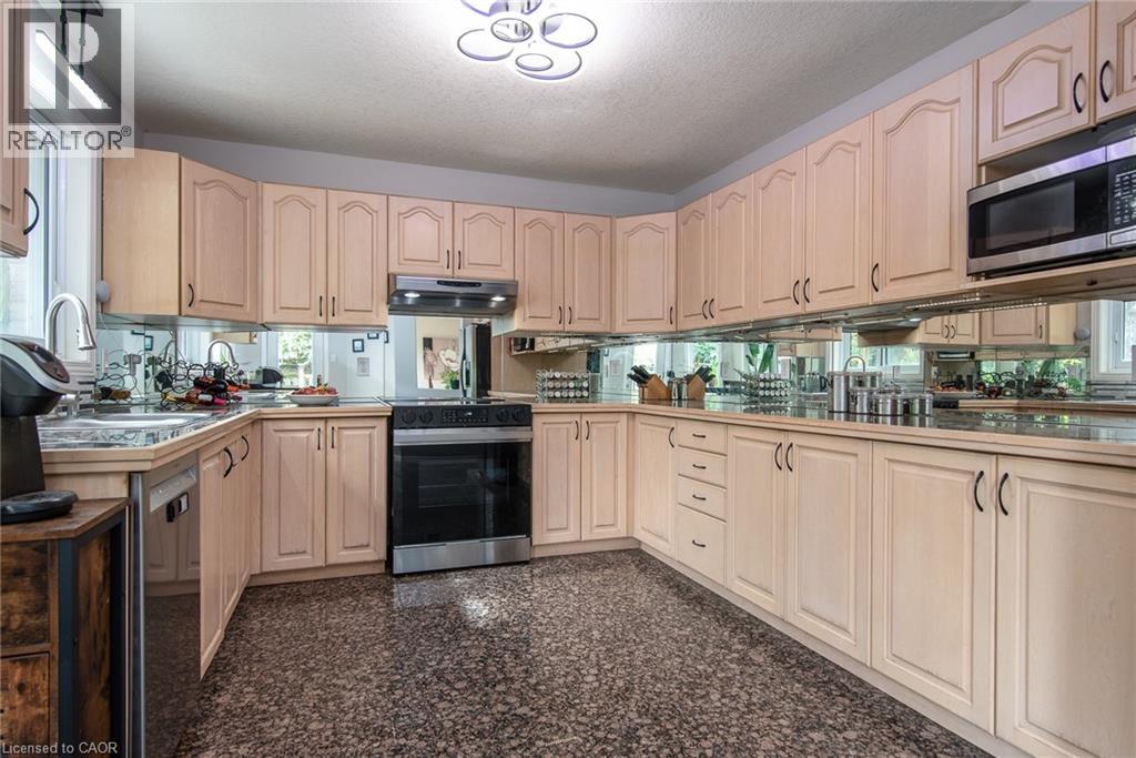 11 Apple Ridge Drive, Kitchener, Ontario  N2P 2R8 - Photo 25 - 40744668