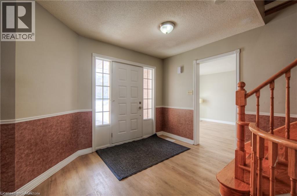 16 Beasley Crescent, Cambridge, Ontario  N1T 1J9 - Photo 2 - 40745572