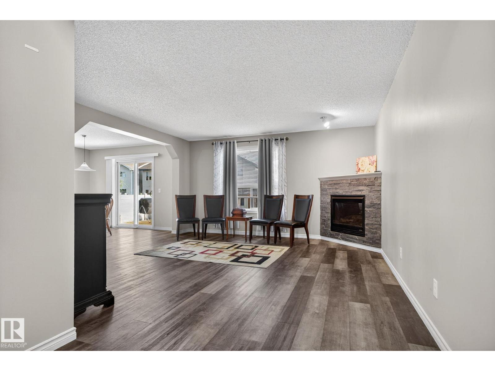 3811 Mclean Cl Sw, Edmonton, Alberta  T6W 1R4 - Photo 14 - E4451511