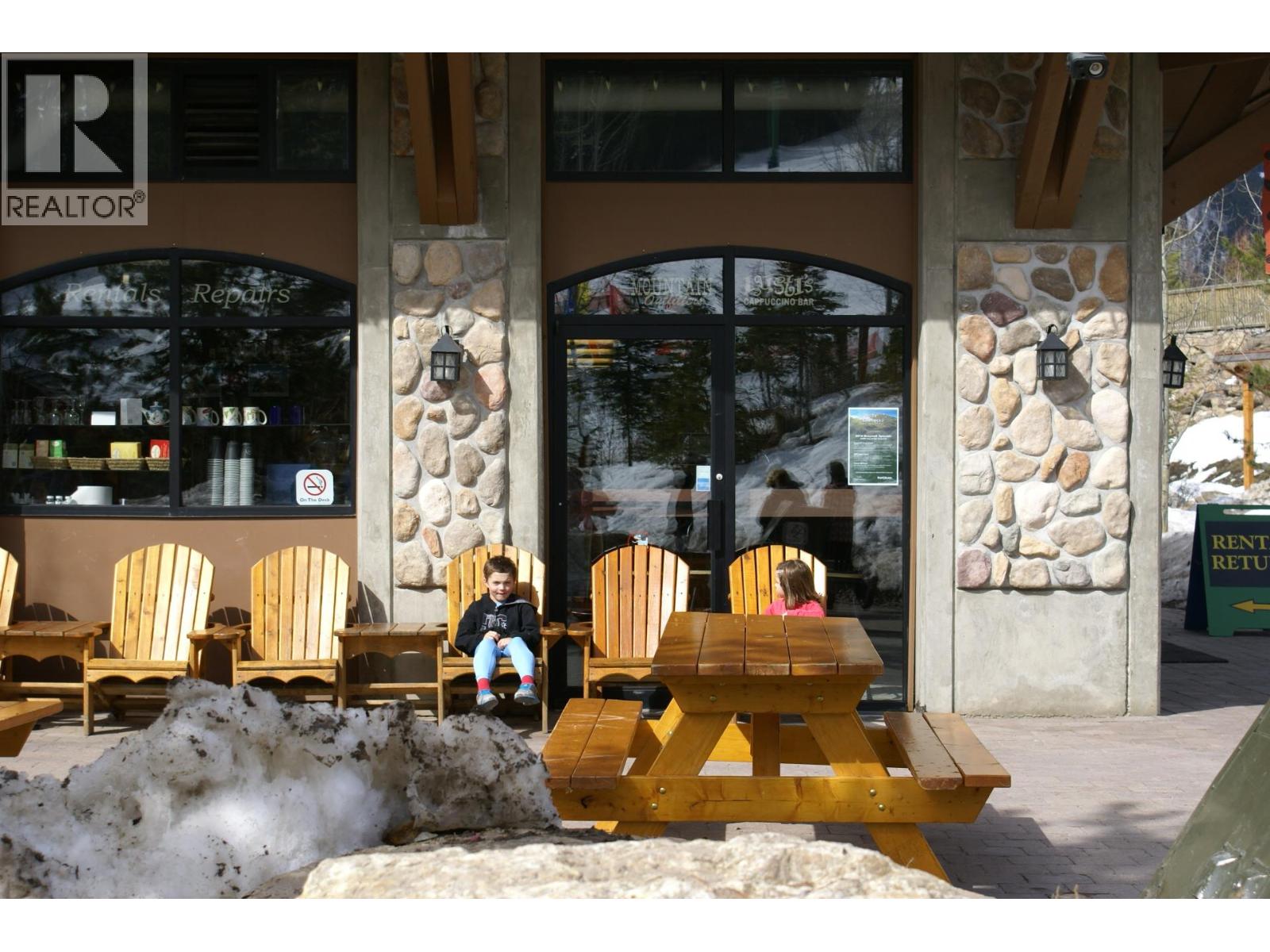 2090 Summit Drive Unit# 203, Panorama, British Columbia  V0A 1T0 - Photo 21 - 10335843