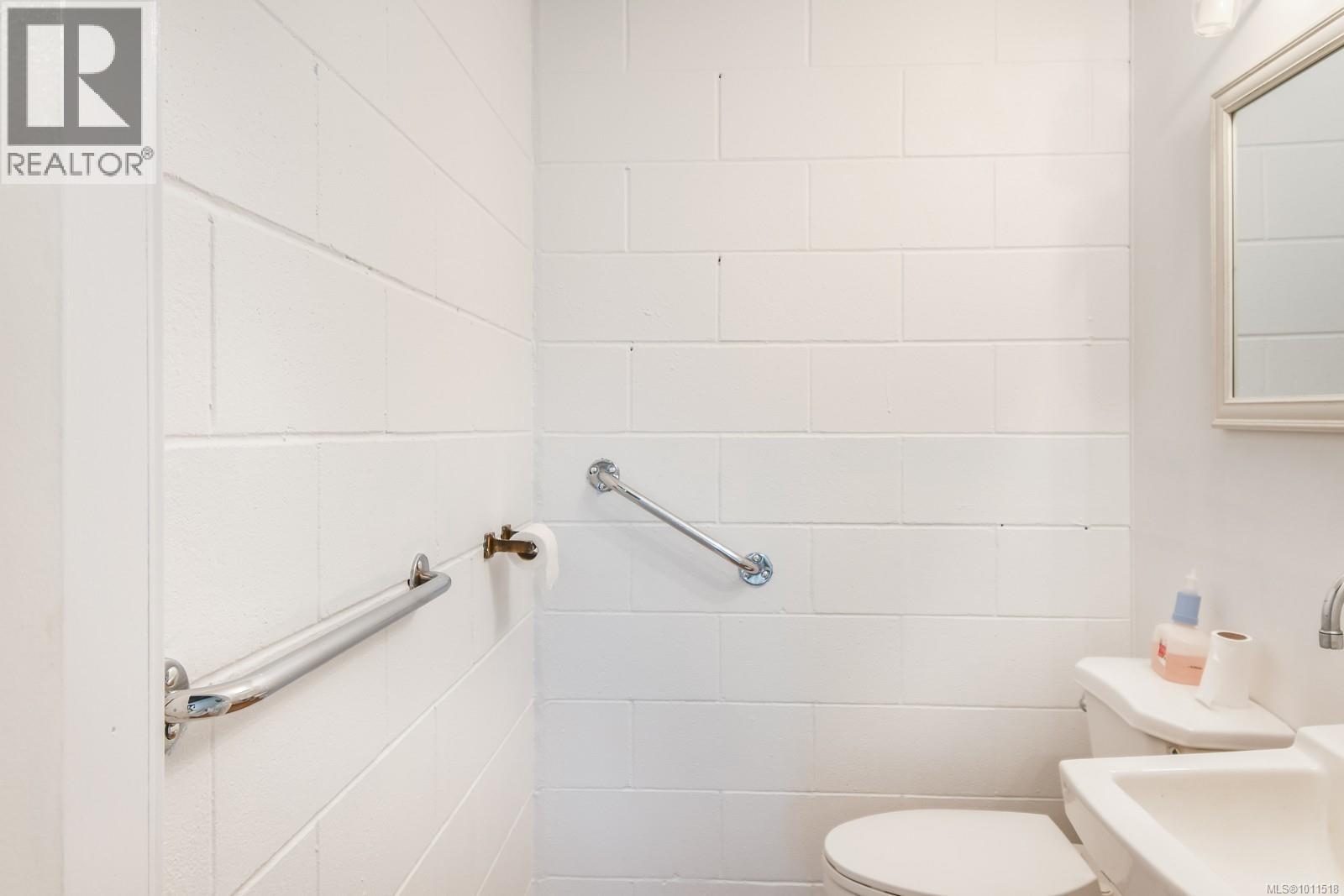D 486 Franklyn St, Nanaimo, British Columbia  V9R 2R5 - Photo 15 - 1011518
