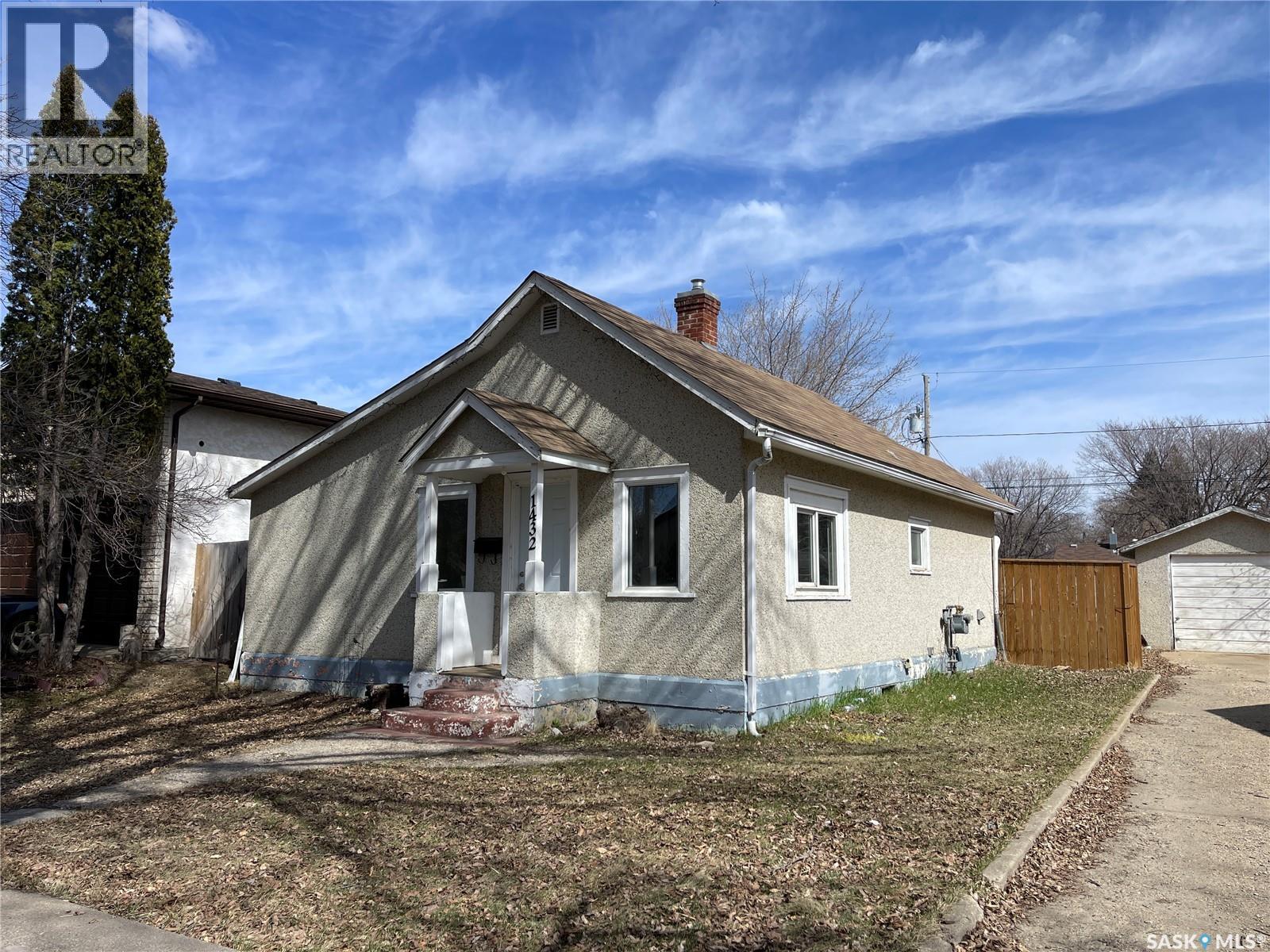 1432 105th STREET, North Battleford, Saskatchewan