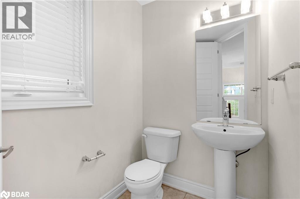 Property at 223 THOMPSON Road image 4