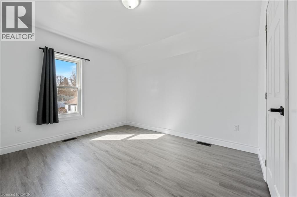 249 Chapel Street, Simcoe, Ontario  N3Y 1N8 - Photo 24 - 40749459