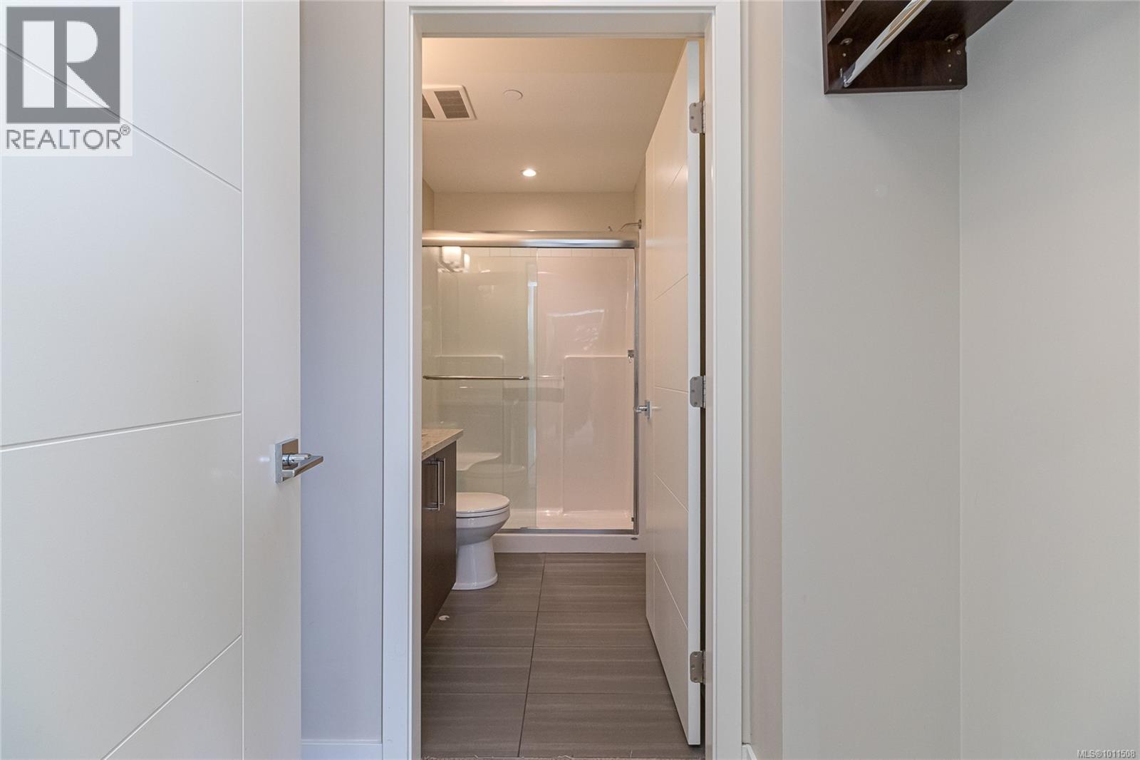 102 4000 Shelbourne St, Saanich, British Columbia  V8N 3E4 - Photo 34 - 1011508