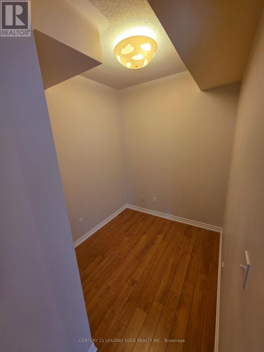 202 - 65 Cranborne Avenue, Toronto, Ontario  M4A 2Y5 - Photo 11 - C12353406