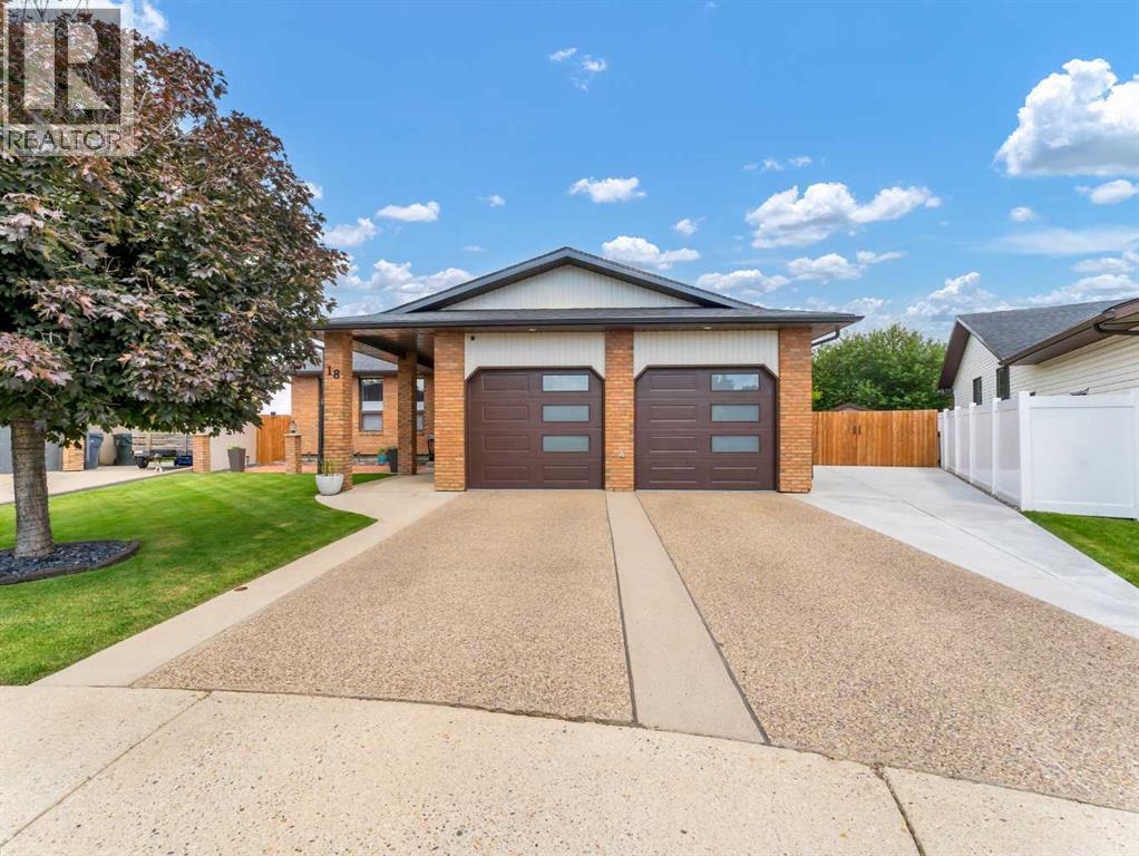 Property at 18 Cook Court SE image 1