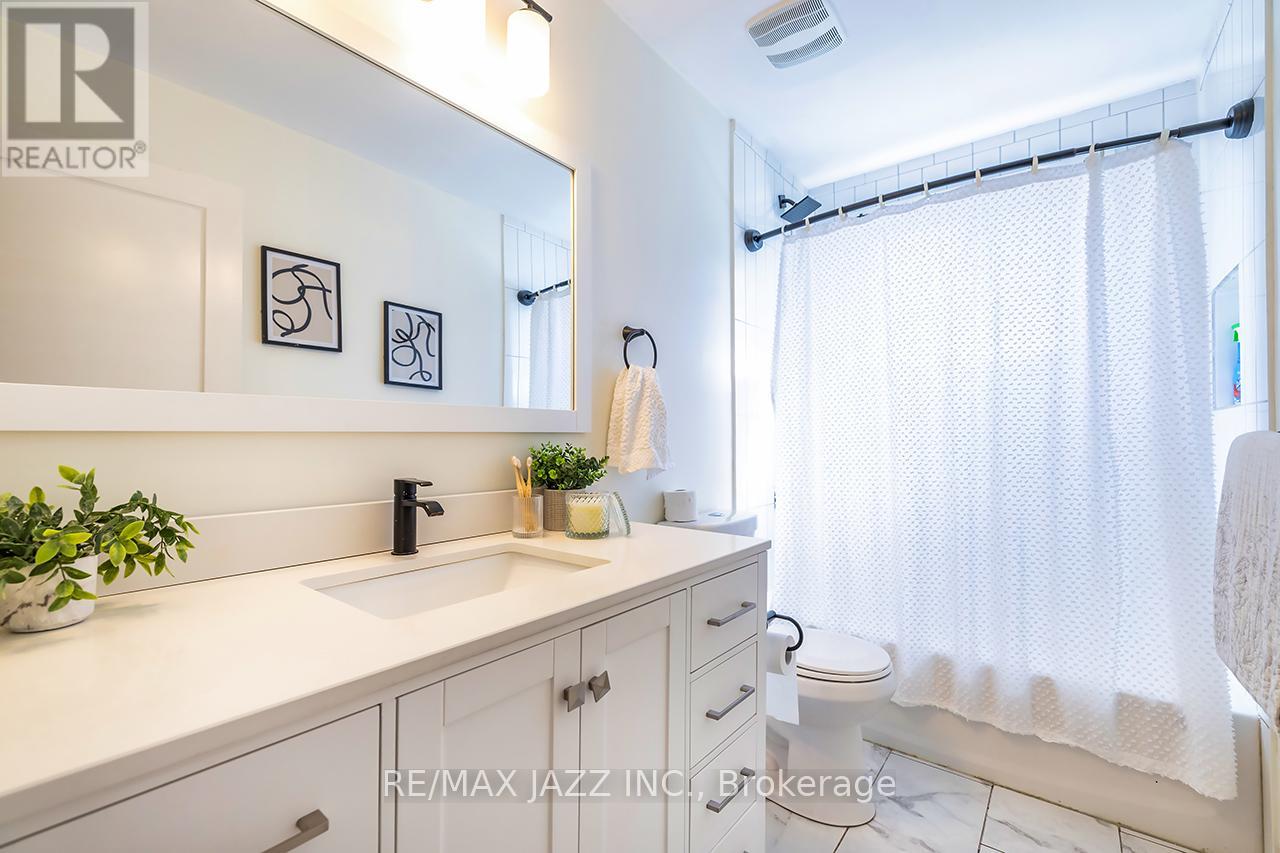 843 Charisma Crescent, Oshawa, Ontario  L1J 7S8 - Photo 19 - E12353492